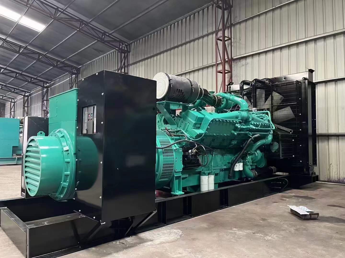 瓜州如何降低 800kW 柴油发电机输出电流的波动？