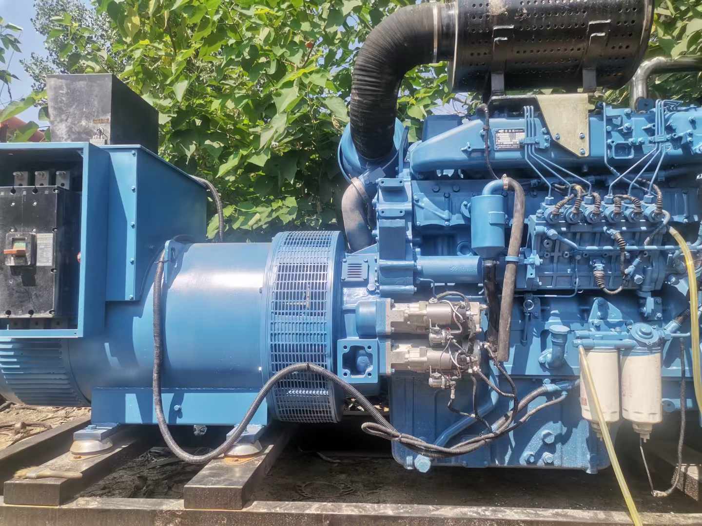 瓜州详细说明降低 800kW 柴油发电机输出电流波动的方法